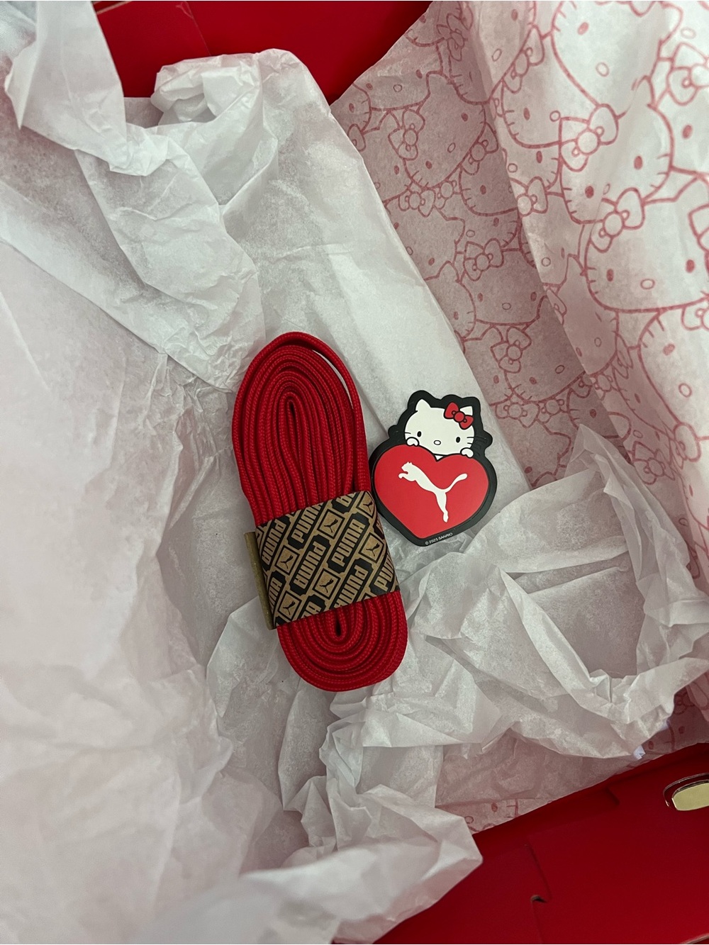 Hello Kitty x Puma Suede XL Red Bow (7.5, Women’s) - Picture 9 of 10